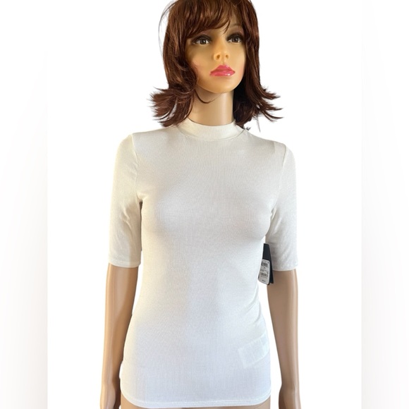 Guess Cream Mock Neck 3/4 Sleeve Fitted Top - Picture 1 of 7